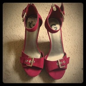 Guess Magenta sandals